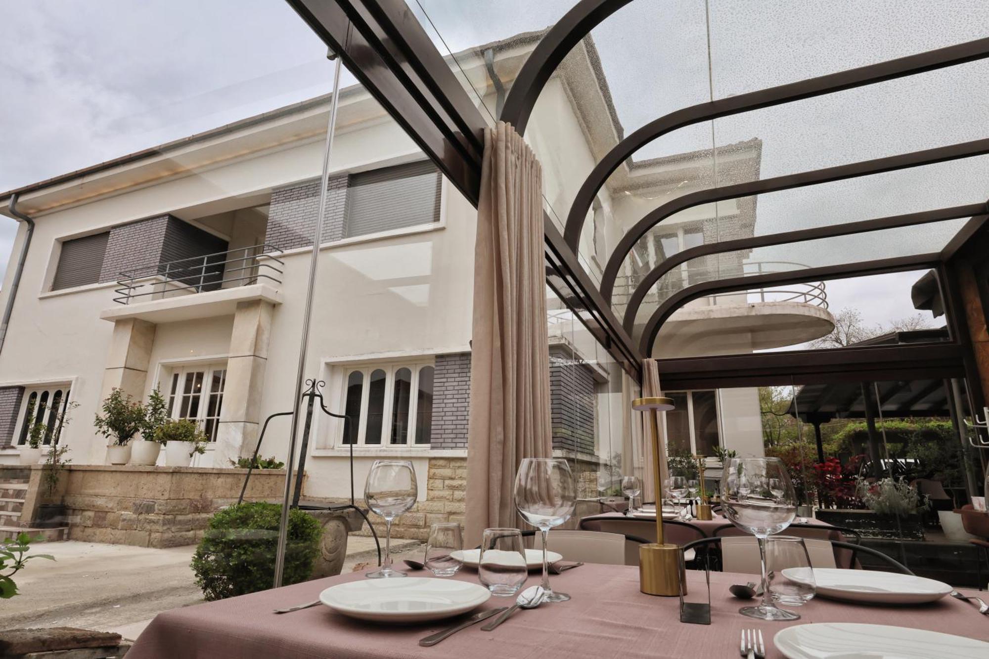 Vila Casablanca - Boutique Hotel & Restaurant Shkoder Ngoại thất bức ảnh