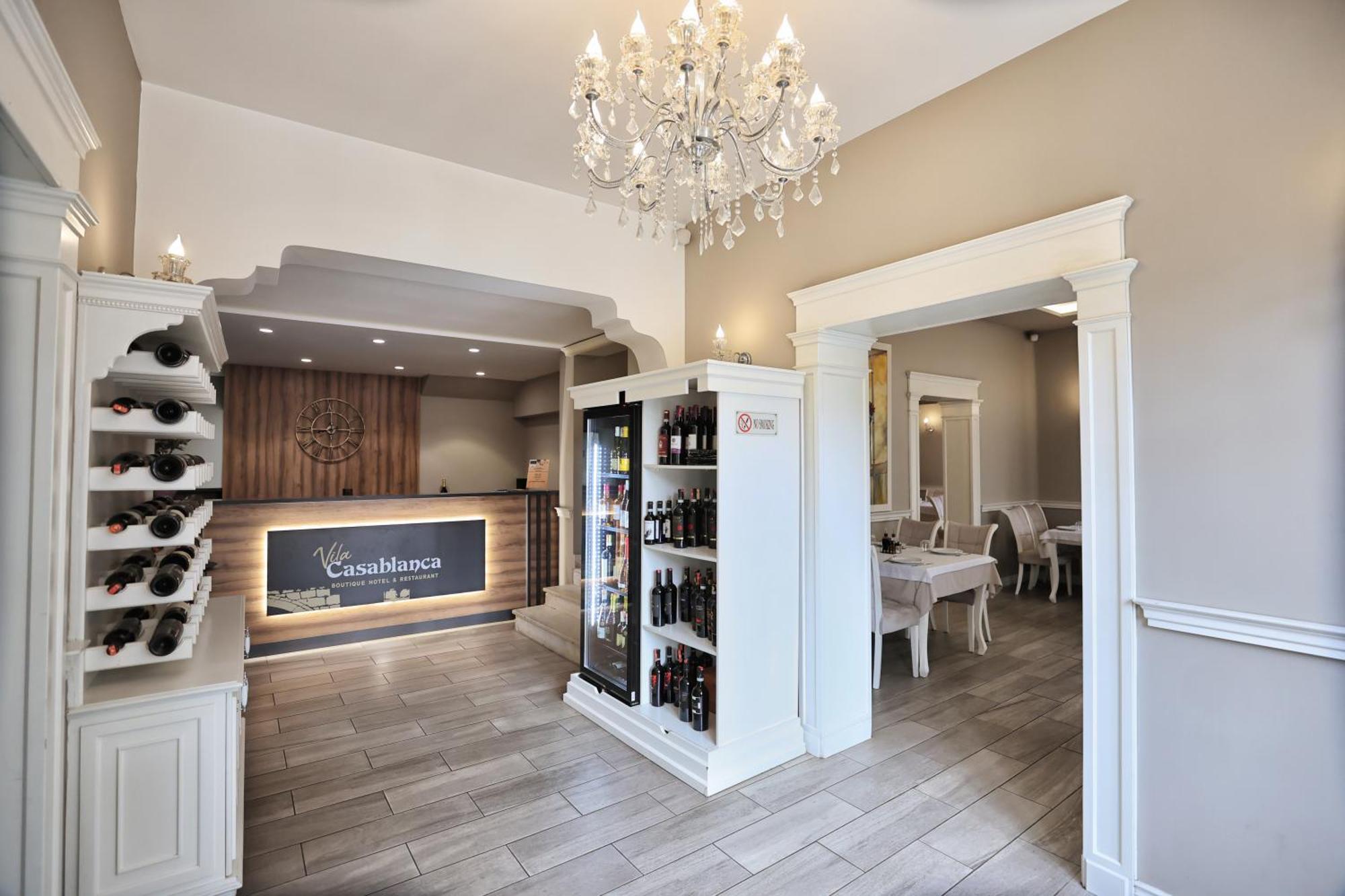 Vila Casablanca - Boutique Hotel & Restaurant Shkoder Ngoại thất bức ảnh