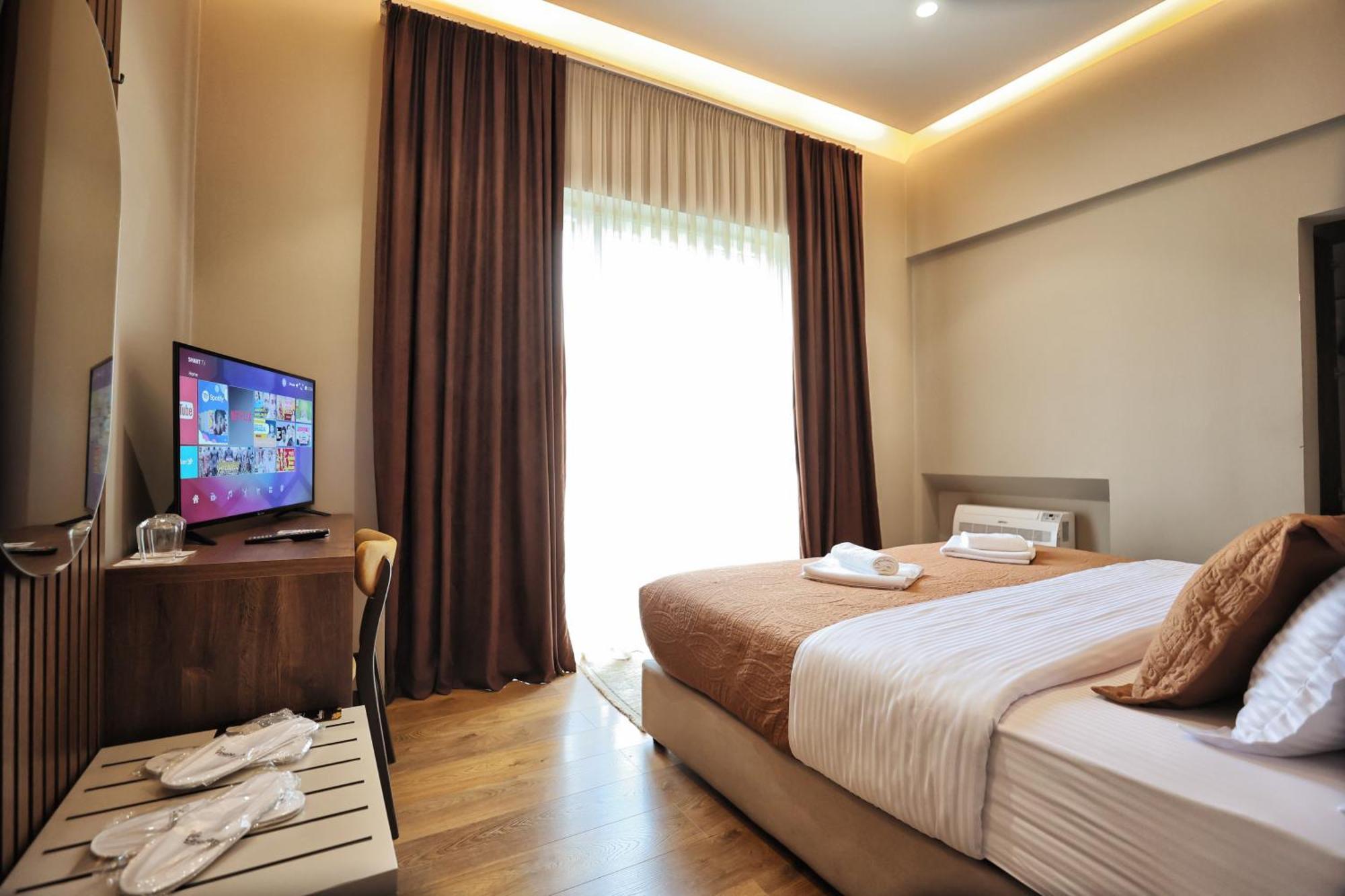 Vila Casablanca - Boutique Hotel & Restaurant Shkoder Ngoại thất bức ảnh