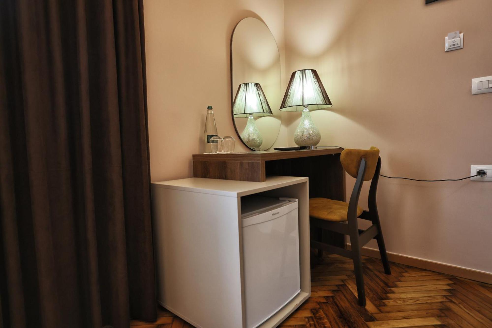 Vila Casablanca - Boutique Hotel & Restaurant Shkoder Ngoại thất bức ảnh