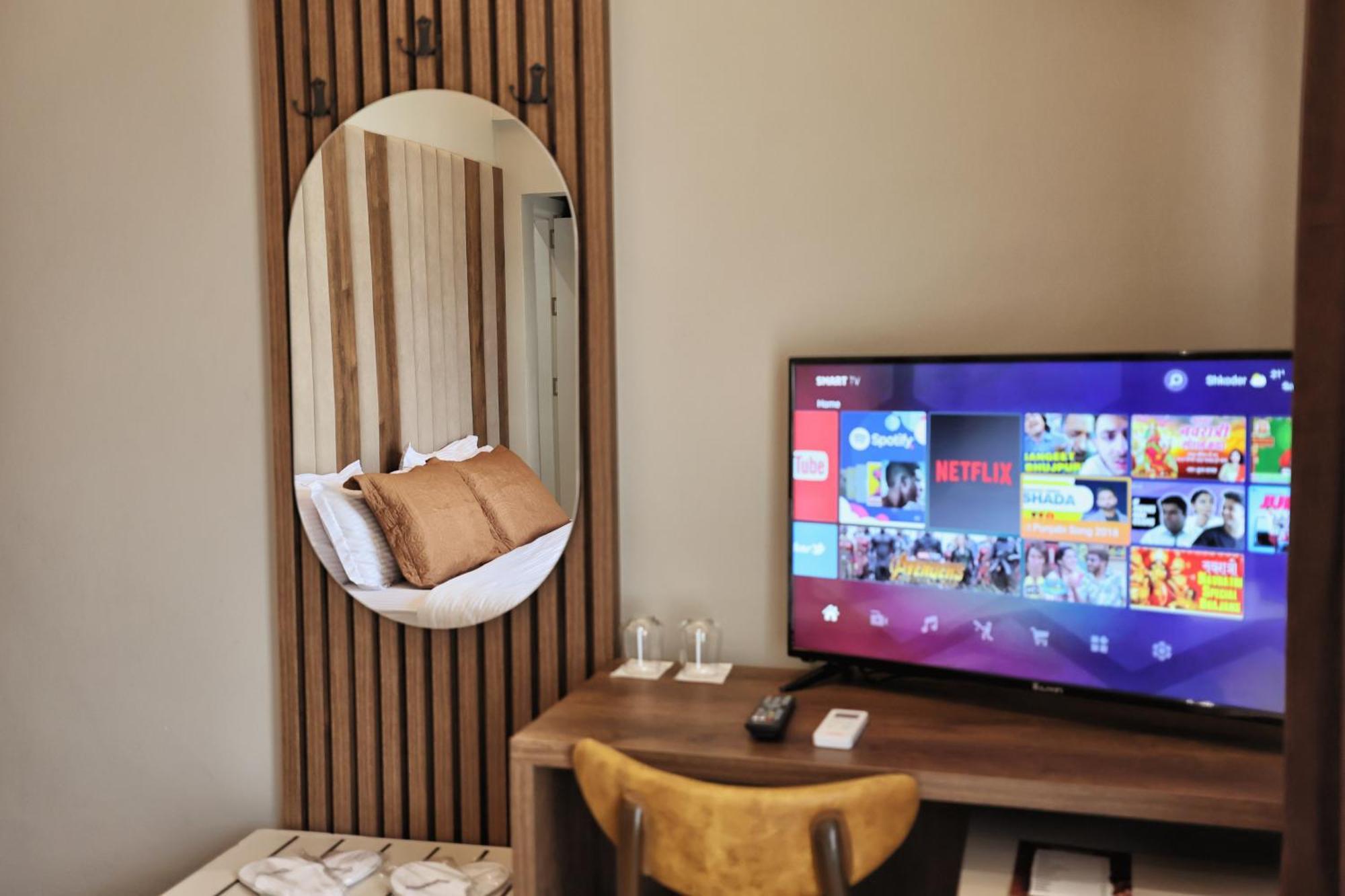 Vila Casablanca - Boutique Hotel & Restaurant Shkoder Ngoại thất bức ảnh
