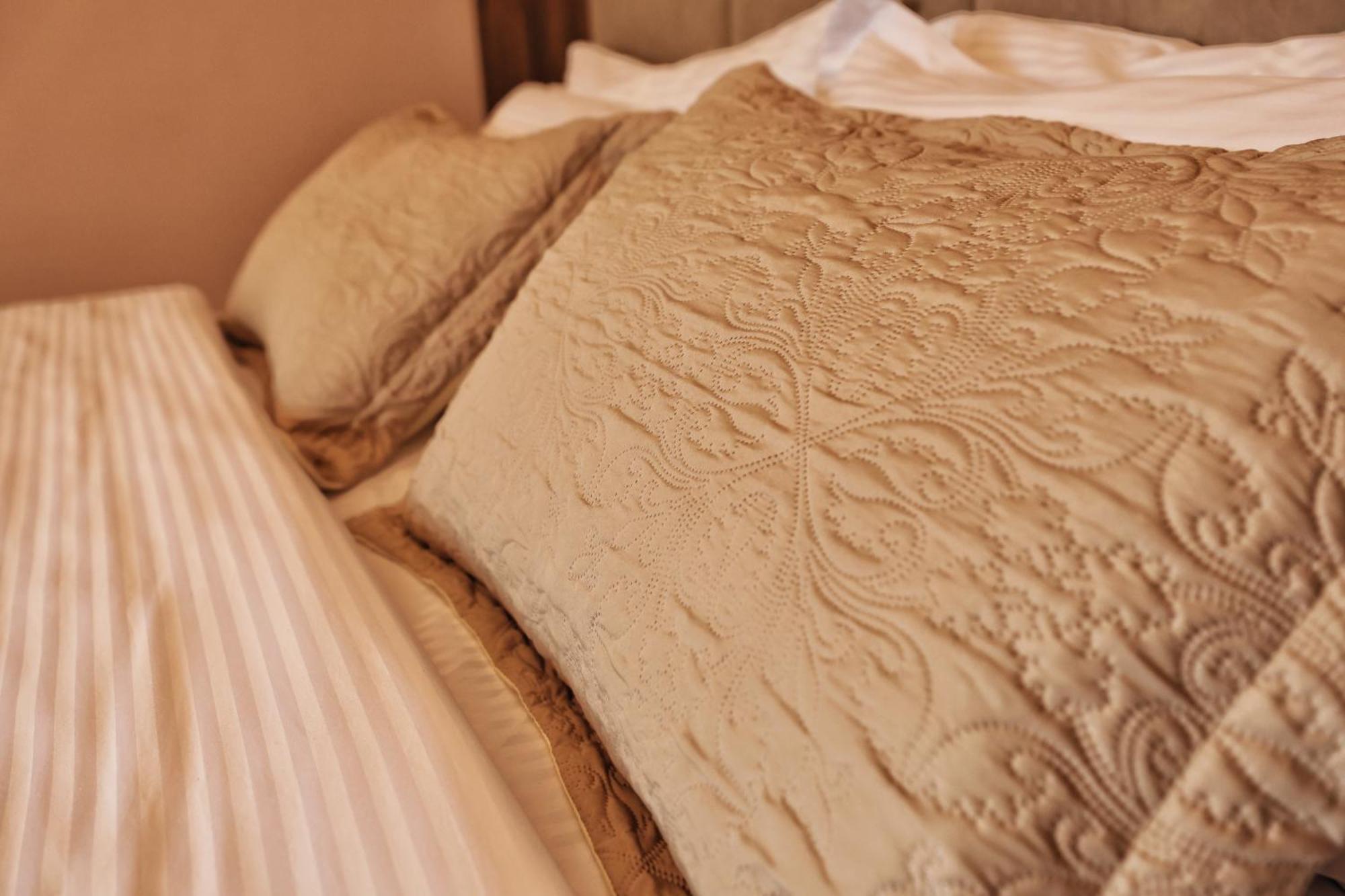 Vila Casablanca - Boutique Hotel & Restaurant Shkoder Ngoại thất bức ảnh