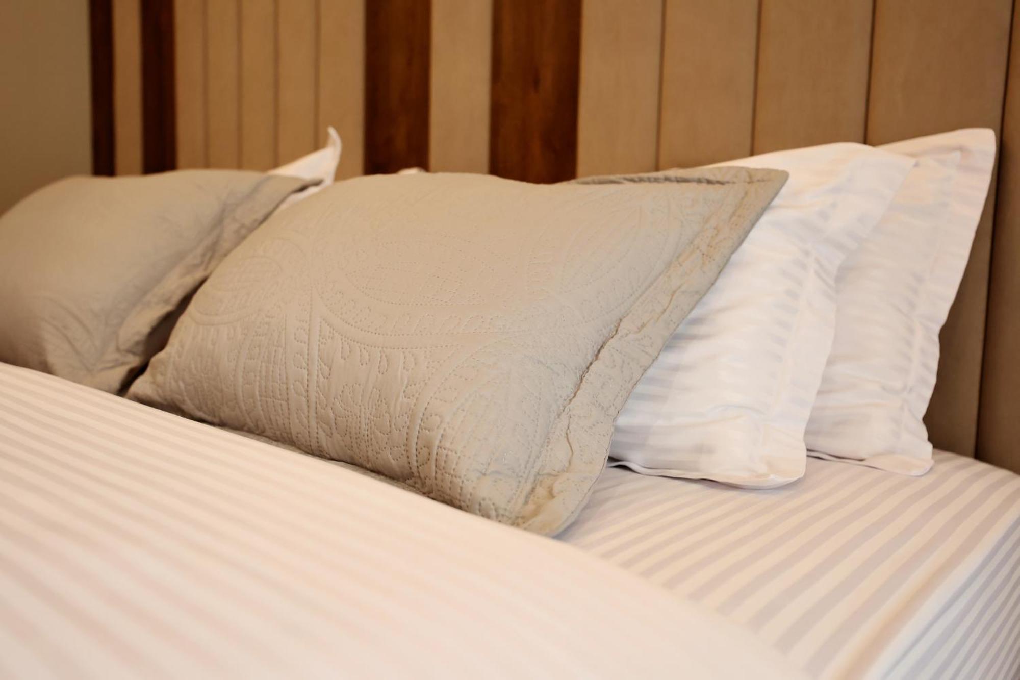 Vila Casablanca - Boutique Hotel & Restaurant Shkoder Ngoại thất bức ảnh