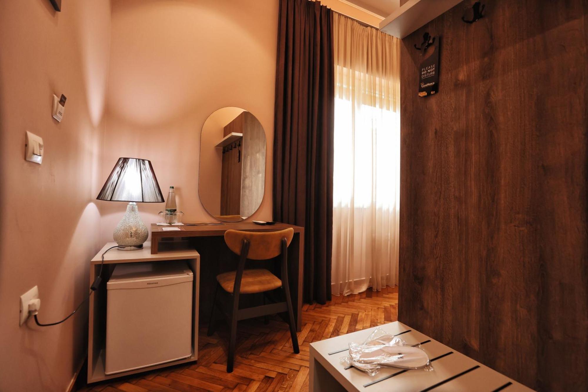 Vila Casablanca - Boutique Hotel & Restaurant Shkoder Ngoại thất bức ảnh