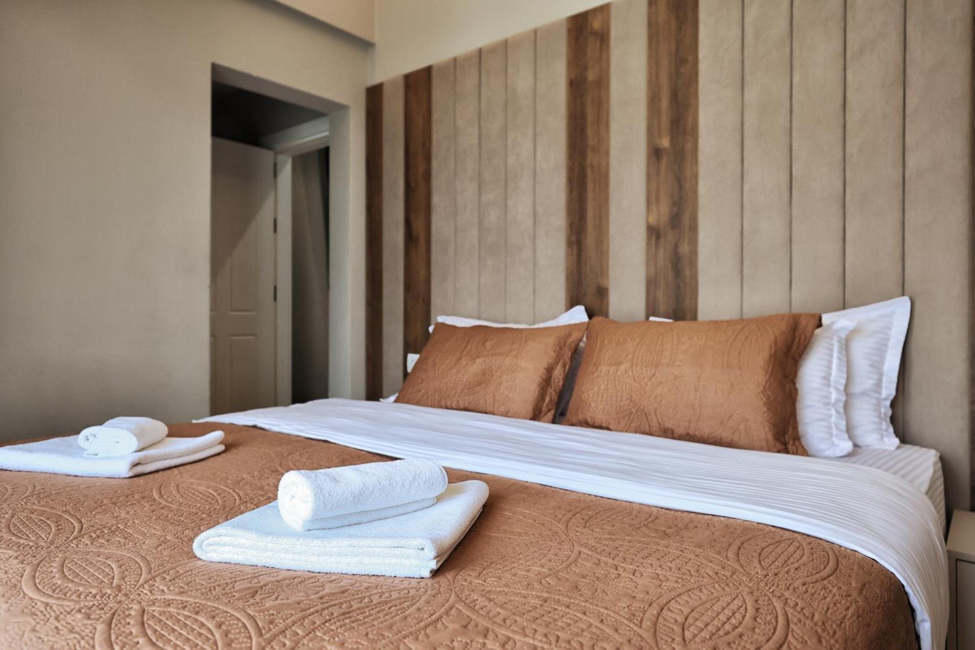Vila Casablanca - Boutique Hotel & Restaurant Shkoder Ngoại thất bức ảnh