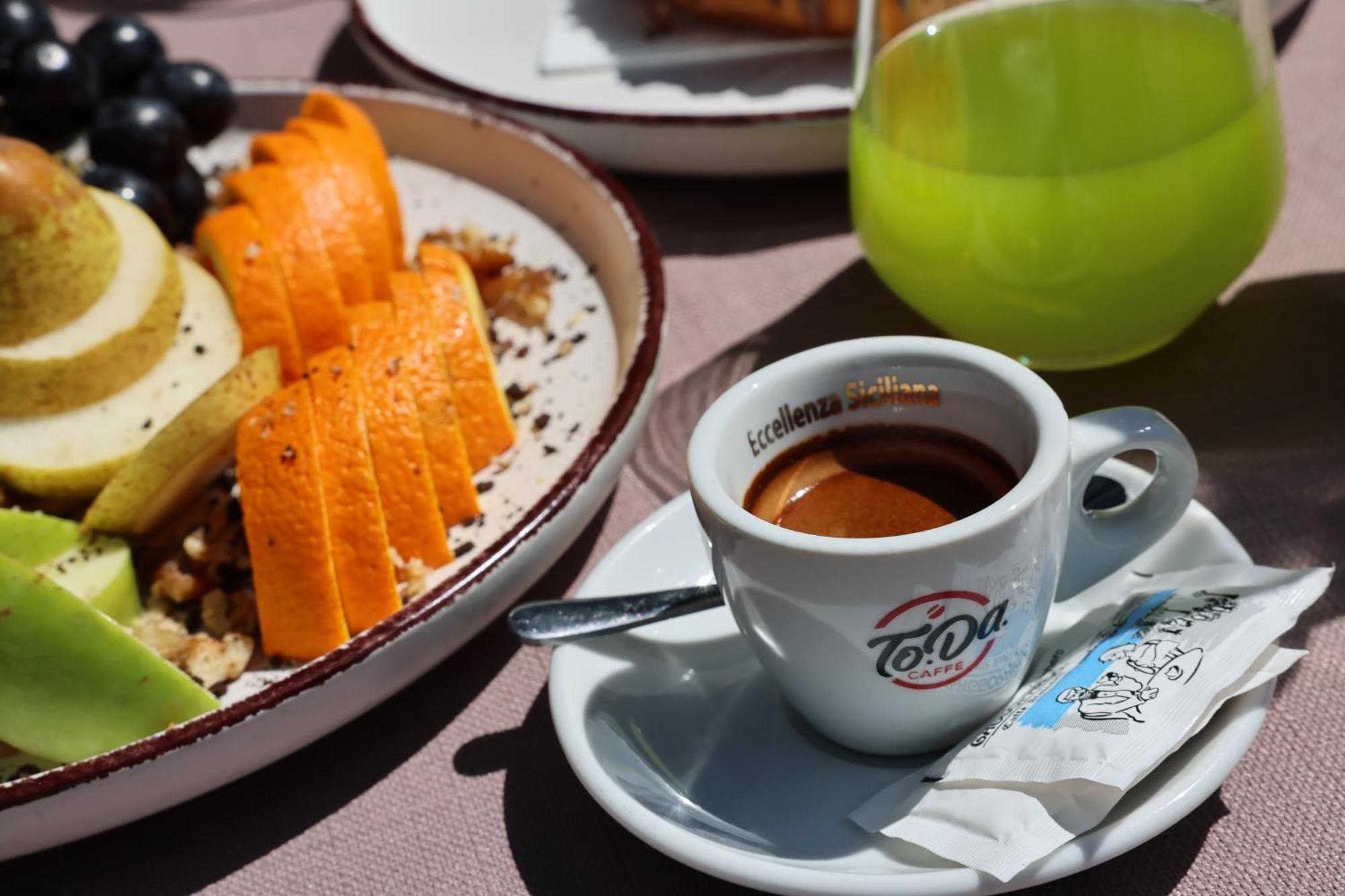 Vila Casablanca - Boutique Hotel & Restaurant Shkoder Ngoại thất bức ảnh